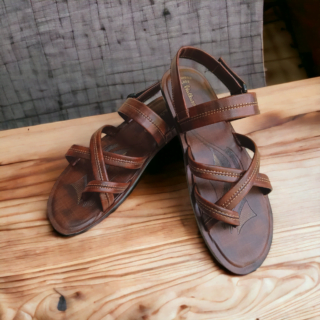 Buy Walkaroo Brown Sandals For Men's From Krishna Footwear Shop Gambhoi Mart.